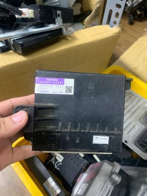 HỘP ĐIỀU HOÀ TOYOTA YARIS 88650-52591 HỘP ĐIỀU HOÀ TOYOTA YARIS 88650-52591