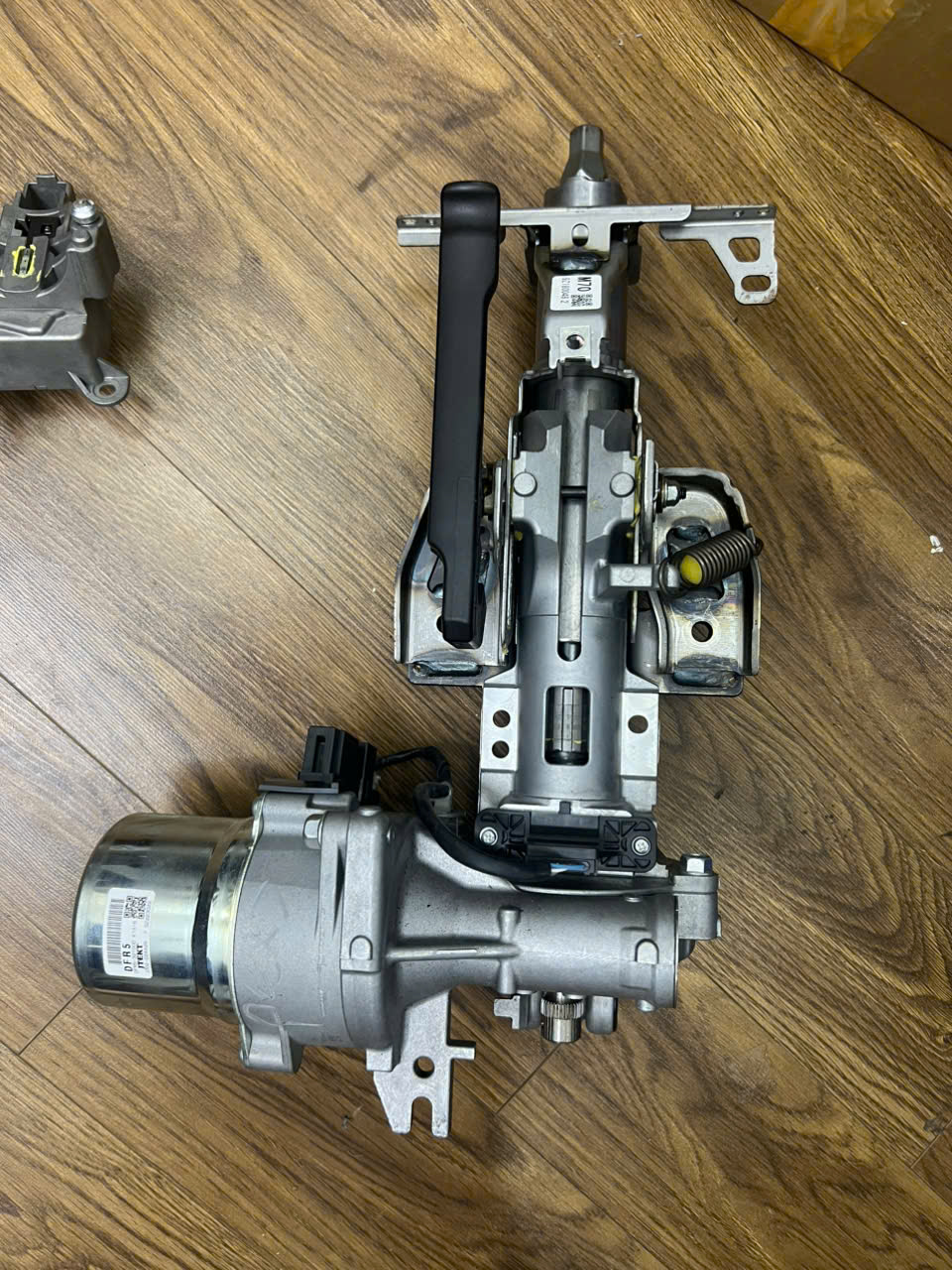 CỘT LÁI MAZDA3 2021 DFR5-32100D CỘT LÁI MAZDA3 2021 DFR5-32100D