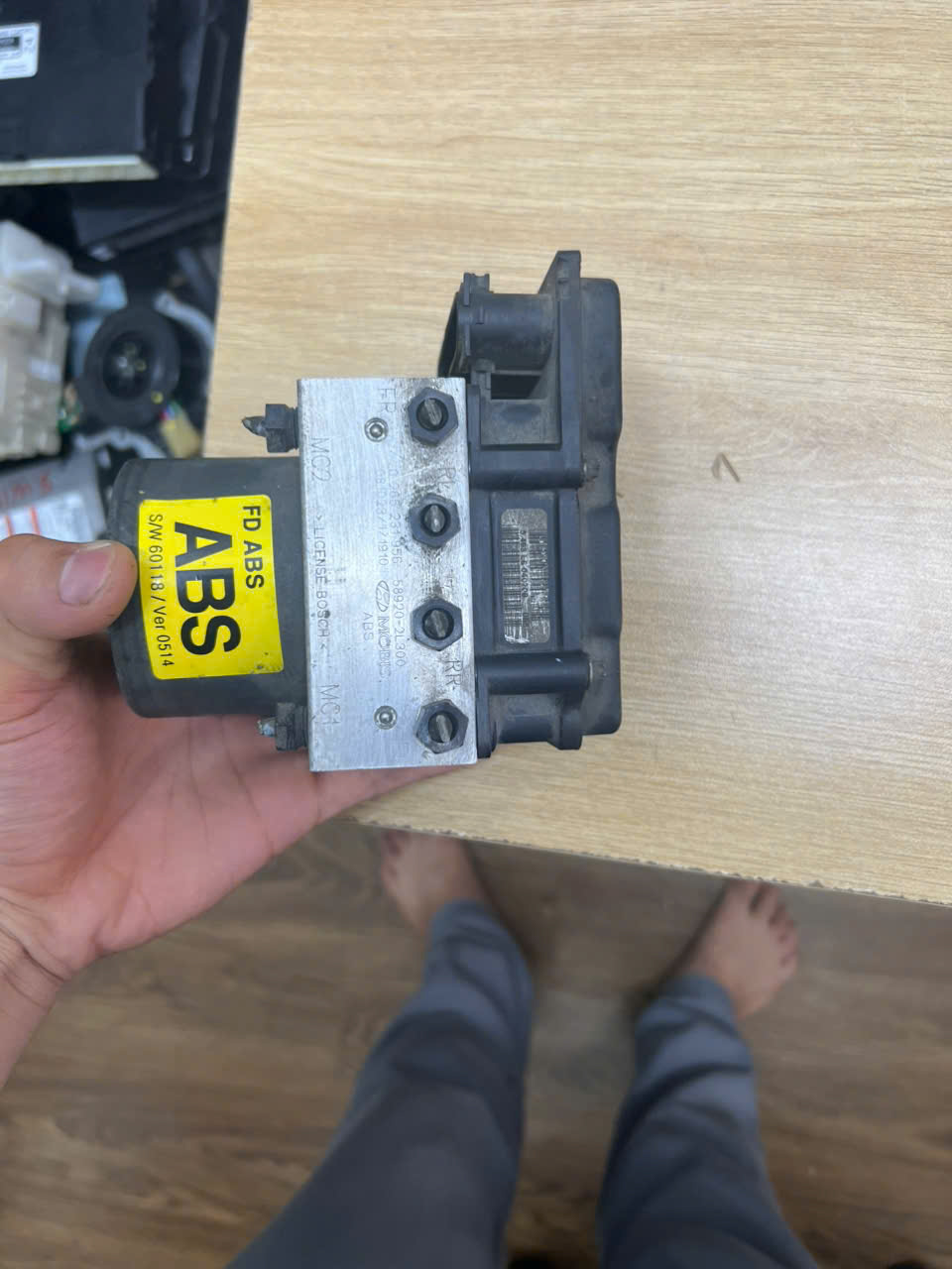 ABS Hyundai I30 2007-2012 mã 58920-2L300 ABS Hyundai I30 2007-2012 mã 58920-2L300