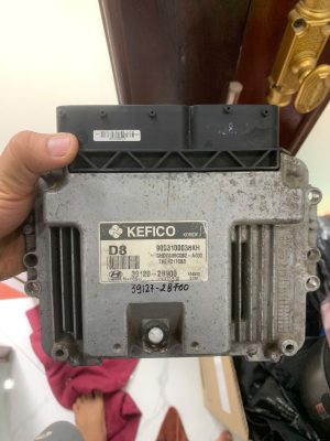 HỘP ECU ĐỘNG CƠ HUYNDAI ACCENT 39127-2B700 HỘP ECU ĐỘNG CƠ HUYNDAI ACCENT 39127-2B700