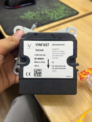 HỘP TÚI KHÍ VINFAST LUX A 0285015231 HỘP TÚI KHÍ VINFAST LUX A 0285015231